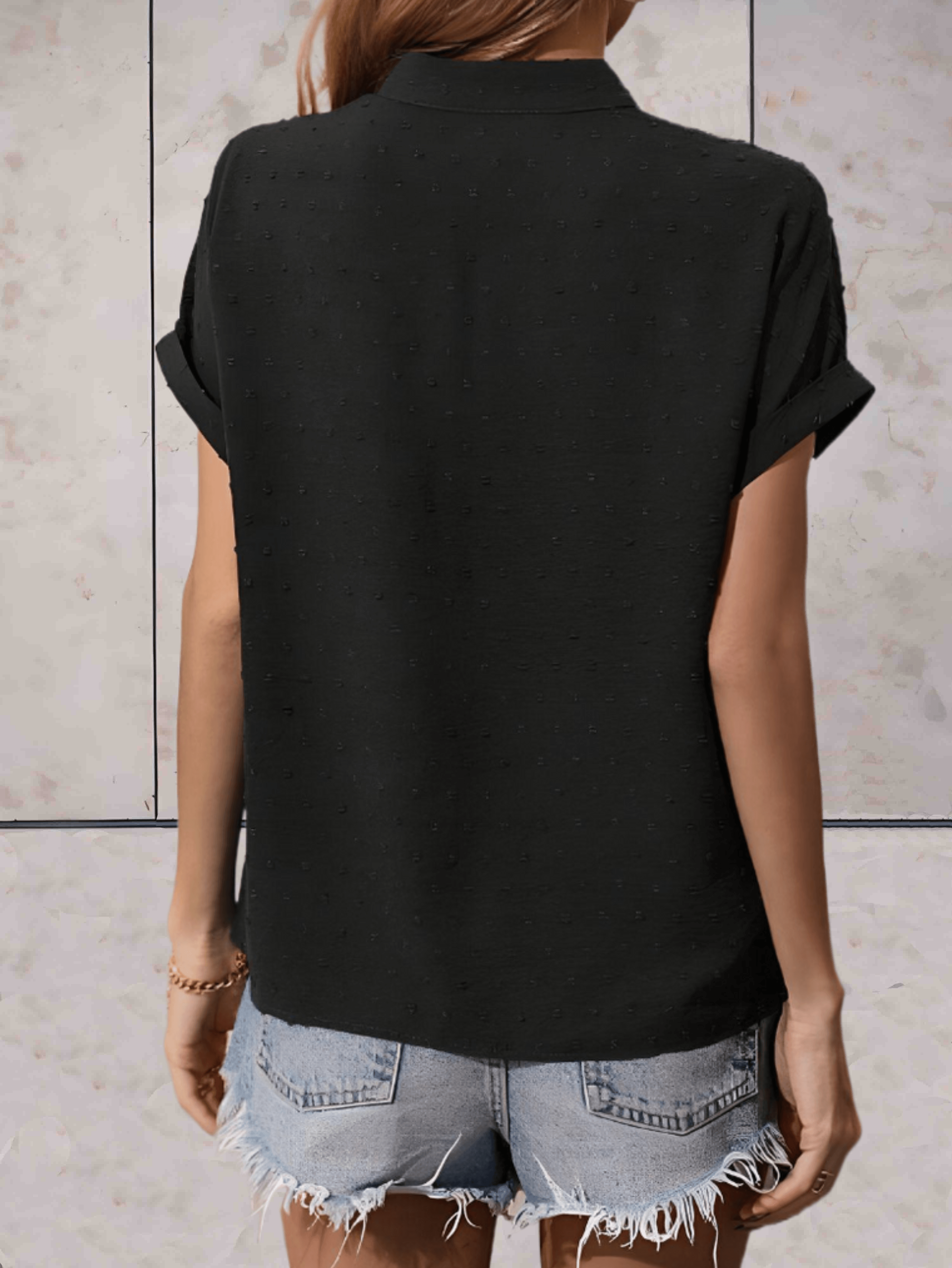 Sabrina - basic effen top met korte mouwen en geplooide details op de mouwen, geplooide voering middenvoor - Sky-Sense