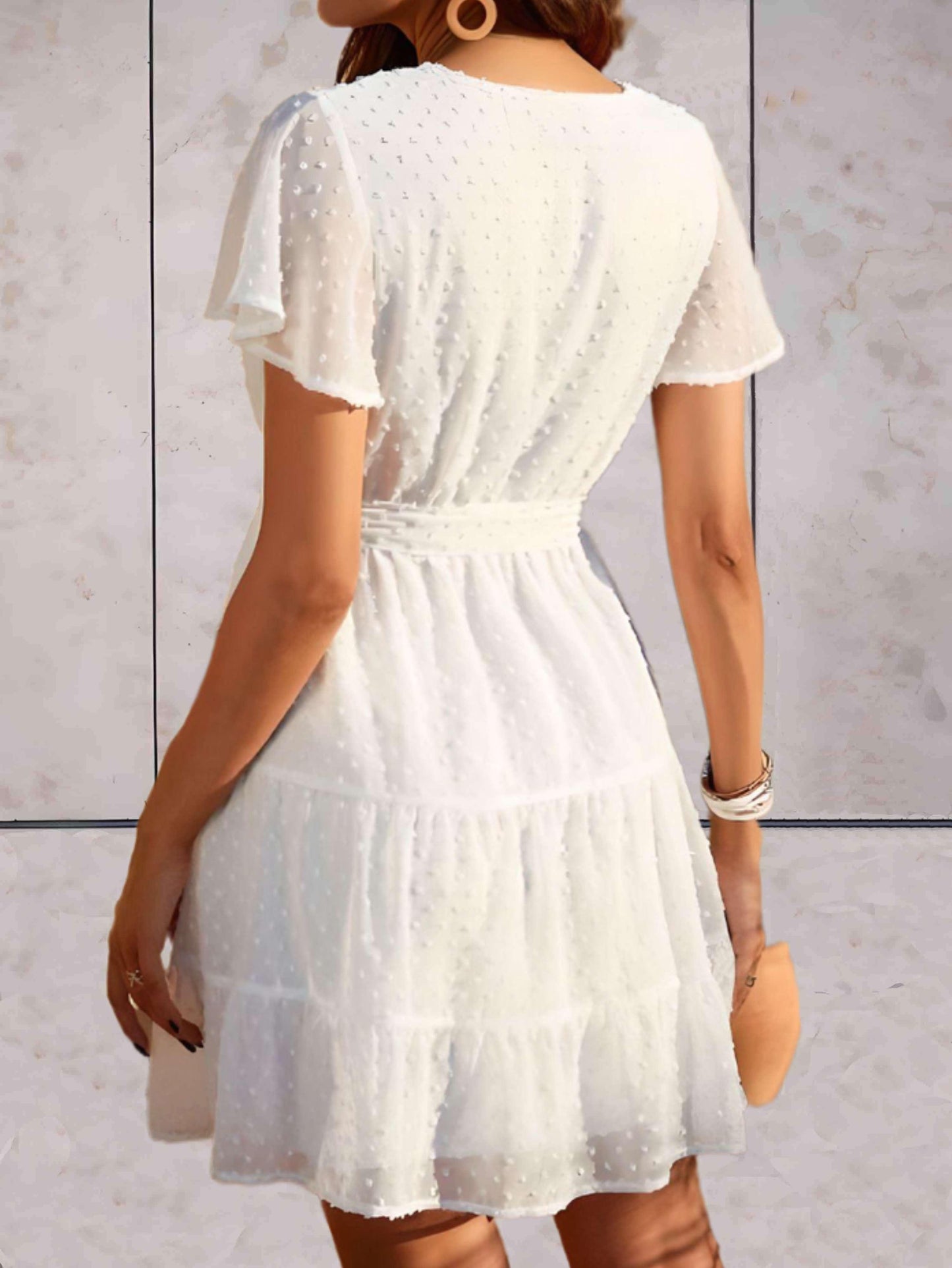 Devonne - Casual jurk met korte mouwen en strik in wit - Sky-Sense