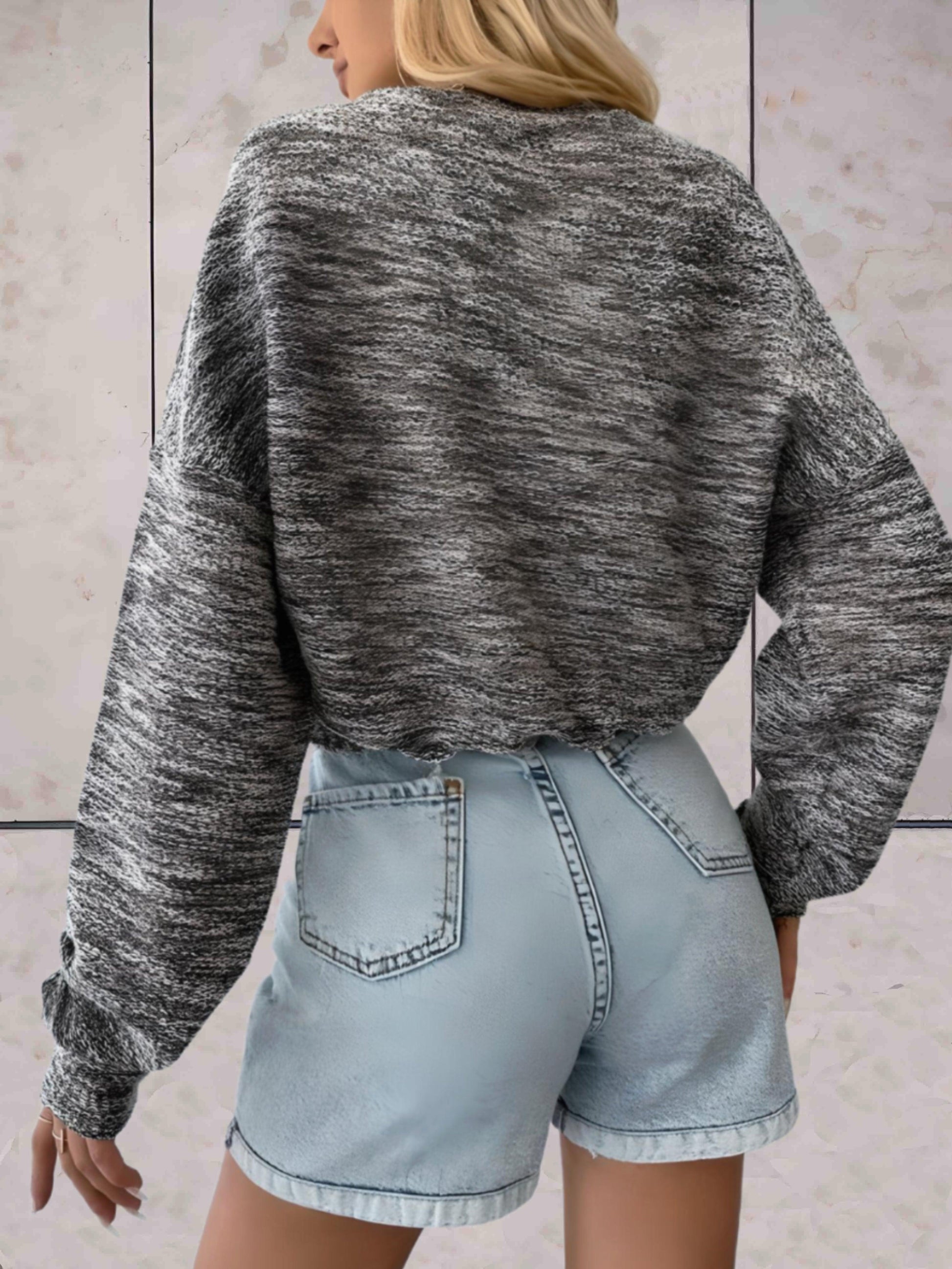 Eleanor - Grijze oversized cropped top sweater met polssluitende uiteinden - Sky-Sense