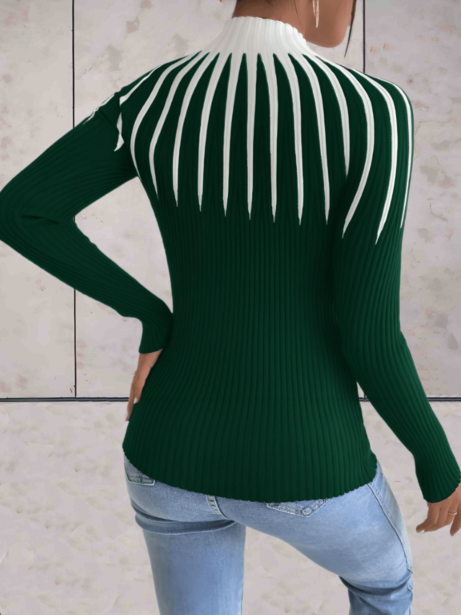 Alice - Coltrui body-fit sweater met wit lijnen design - Sky-Sense