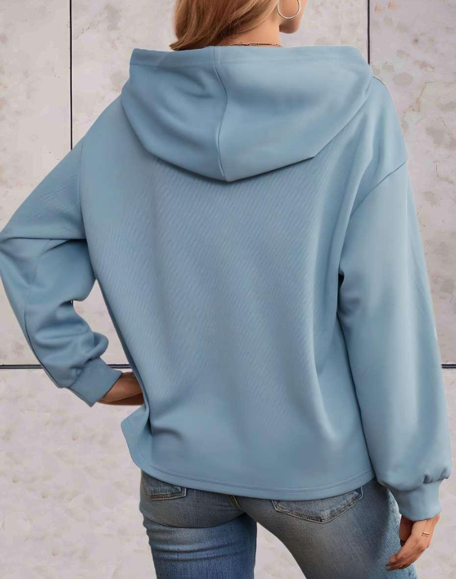 Jayla - Lange effen hoodie met knoopmotieven aan de voorkant - Sky-Sense