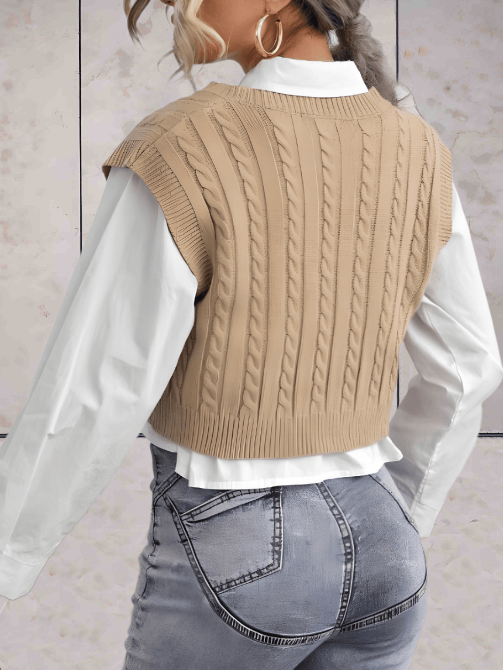 Sassy - stijlvolle tweedelige trui met effen witte binnenkant met lange mouwen en een gebreid vest met korte mouwen - Sky-Sense