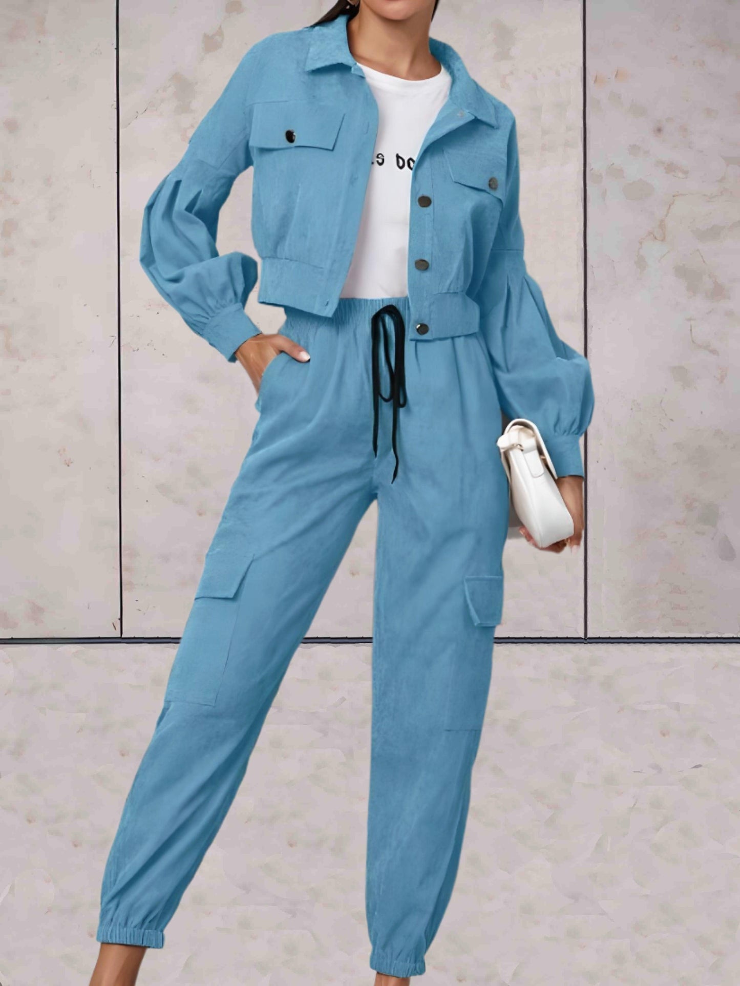 Reina - stijlvolle comfortabele set van broek en jas, heeft overal zakken, verstelbare knoop op de heupen en kousenband onderaan - Sky-Sense